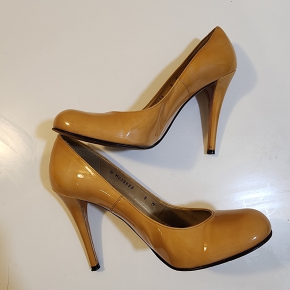 STUART WEITZMAN Women's Patent Leather High Heels Cream Shoes size 8 - Picture 9 of 13